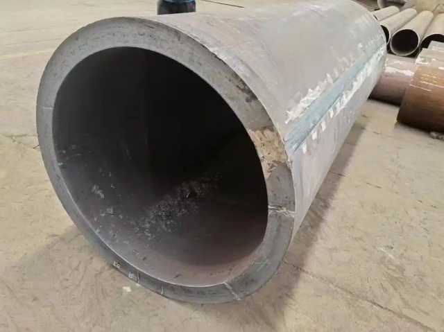 离石30CrMo大口径无缝钢管